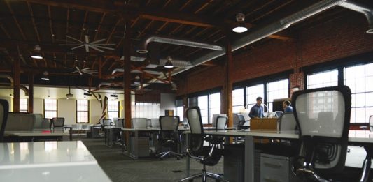 przerwanie działalnośći