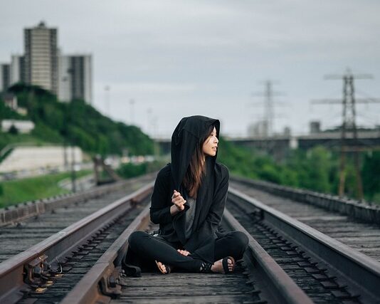 Dlaczego urządzenia IoT Internet of Things stwarzają większe ryzyko niż inne urządzenia komputerowe w sieci? Dlaczego urządzenia IoT Internet of Things stwarzają większe ryzyko niż inne urządzenia komputerowe w sieci?