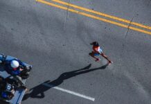 Czy operator ma dostęp do historii?