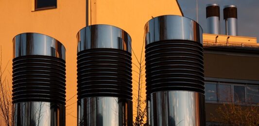 Jak systemy informatyczne mogą zabezpieczać dane?