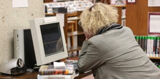 Z jakich plików składa się baza danych? Z jakich plików składa się baza danych?