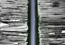 Czym się różni cyberprzestrzeń od Internetu?