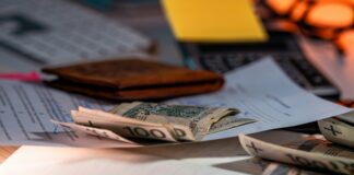 Brak środków na ZUS i podatki